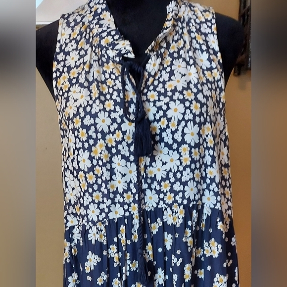 Kaktus Floral Maxi Dress - Size L - Picture 12 of 13
